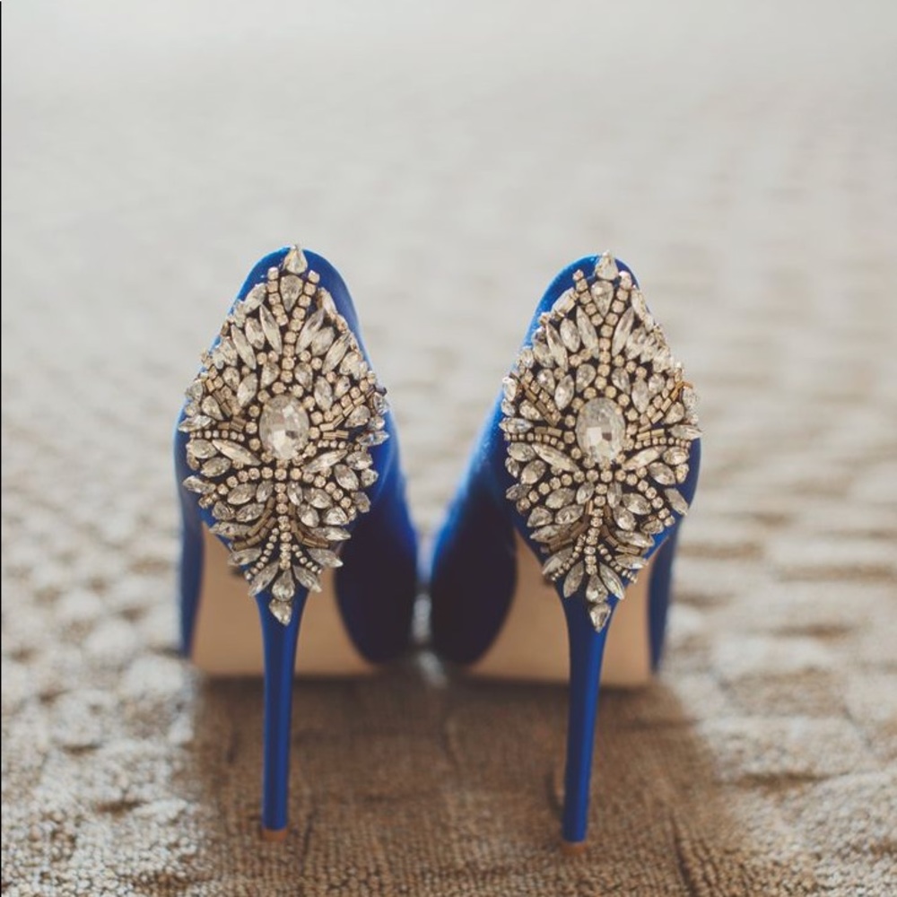 Badgley Mischka Sapphire Kiara Pumps // NEW!!